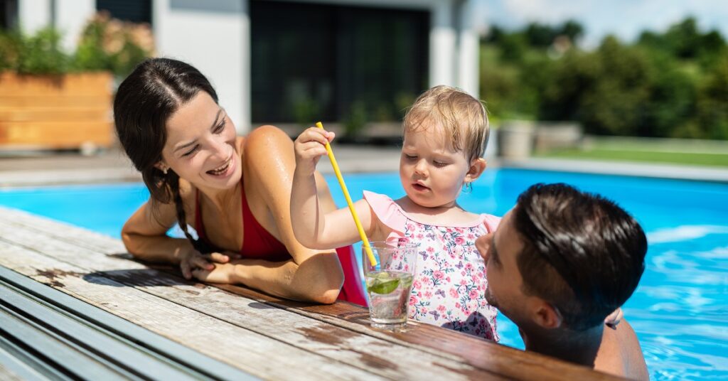 The Professional’s Guide to Above-Ground and Inground Pool Liners