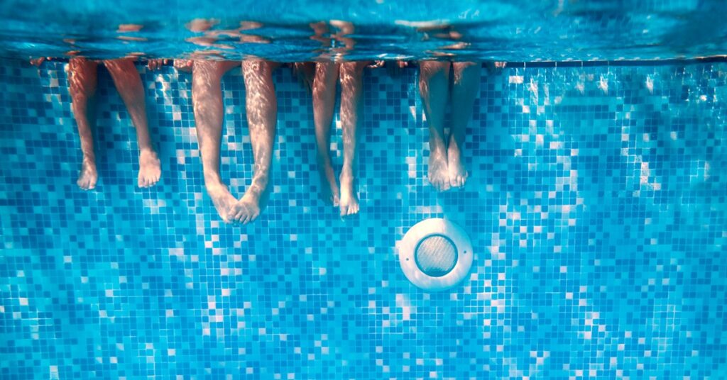 The Professional’s Guide to Vinyl Pool Liner Replacement