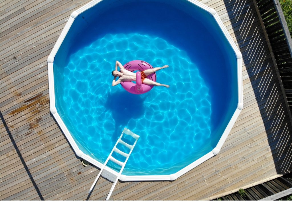 Is it Time to Replace Your Vinyl Pool Liner? 6 Signs to Watch for This Summer